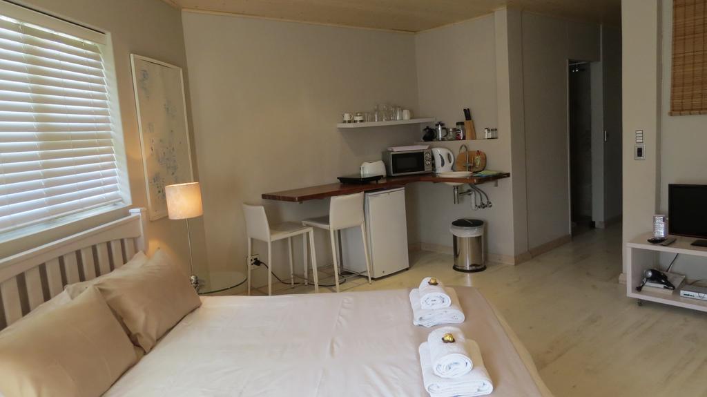Kasa Nama Hotel Edgemead Phòng bức ảnh