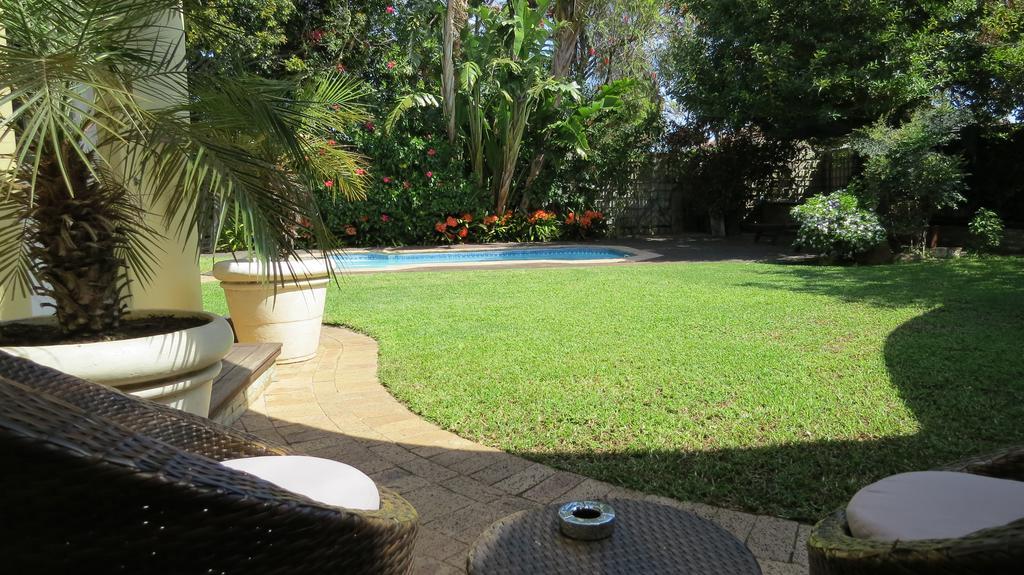 Kasa Nama Hotel Edgemead Phòng bức ảnh