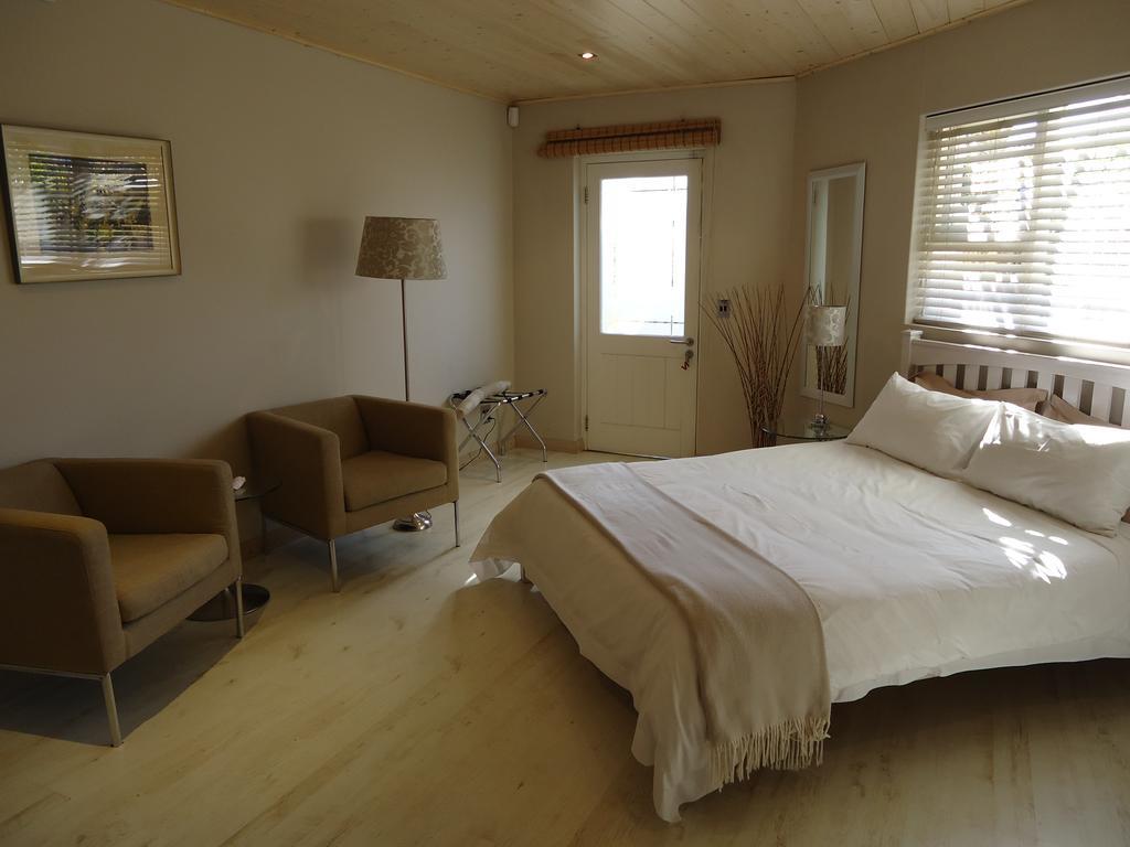 Kasa Nama Hotel Edgemead Phòng bức ảnh